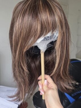 Norico Suzuki Copper Glaze Women’s Synthetic Wig - Layered Shoulder Style